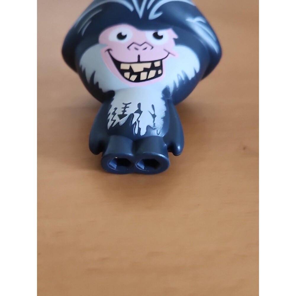 2012 Captain Gutt 2.25" McDonald's Action Figure #6 Ice Age 4 Continental Drift - Picture 7 of 7
